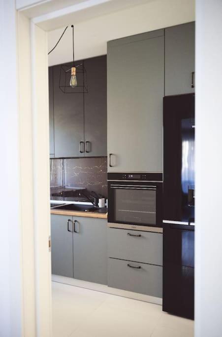 Eliza'S Apartment By Oasis Homes Oradea Eksteriør bilde