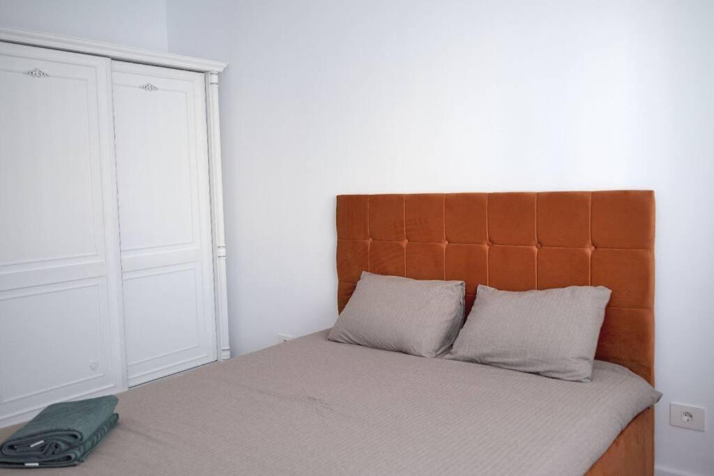 Eliza'S Apartment By Oasis Homes Oradea Eksteriør bilde